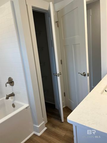 1691 Colony Parke Drive, Gulf Shores, AL 36542