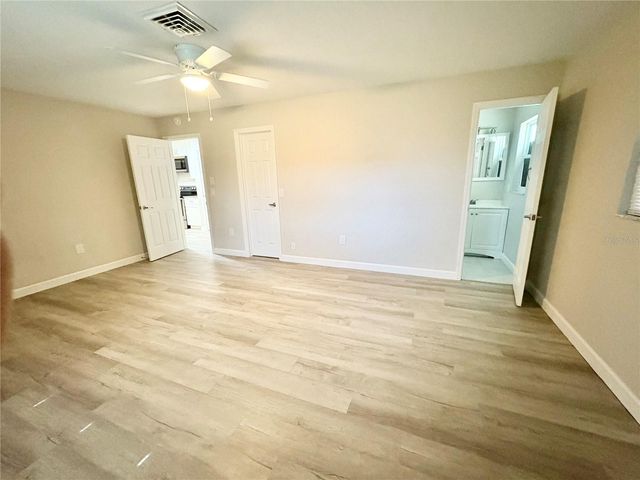 3126 SHAMROCK DRIVE, Venice, FL 34293