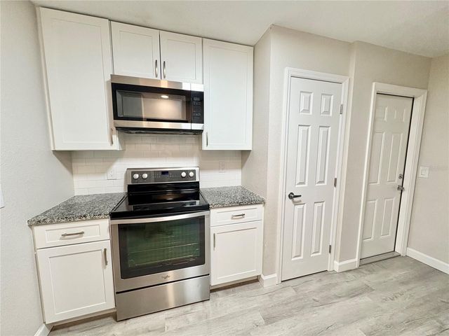 3126 SHAMROCK DRIVE, Venice, FL 34293