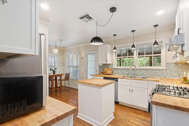 2815 N 43rd Street, Waco, TX 76710