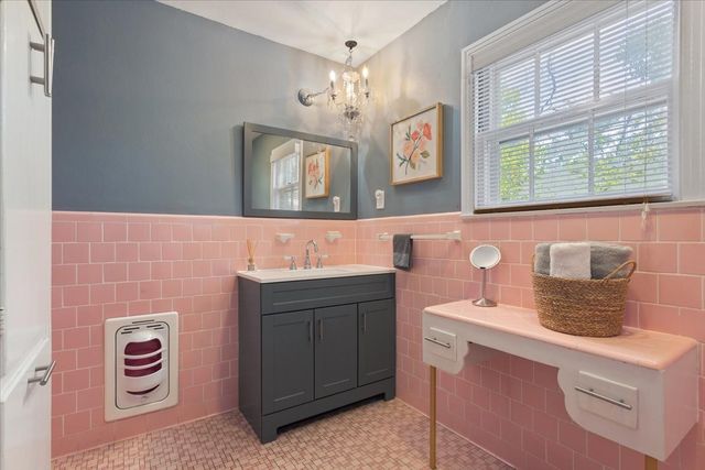 2815 N 43rd Street, Waco, TX 76710