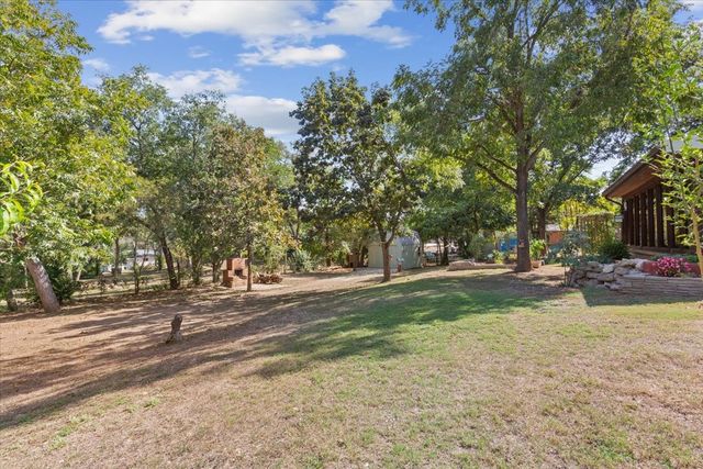 2815 N 43rd Street, Waco, TX 76710