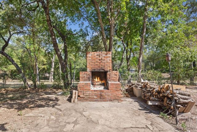 2815 N 43rd Street, Waco, TX 76710
