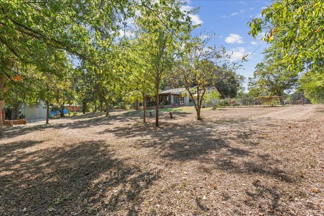 2815 N 43rd Street, Waco, TX 76710