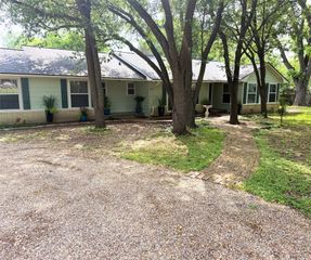 2815 N 43rd Street, Waco, TX 76710