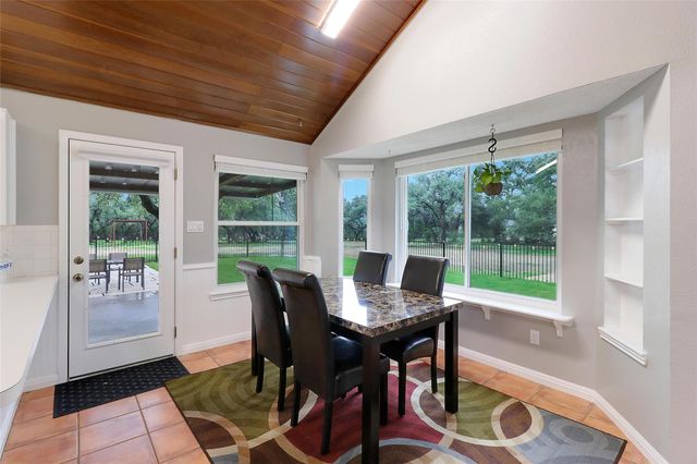 1701 E New Hope DR, Cedar Park, TX 78641