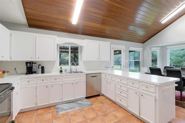 1701 E New Hope DR, Cedar Park, TX 78641