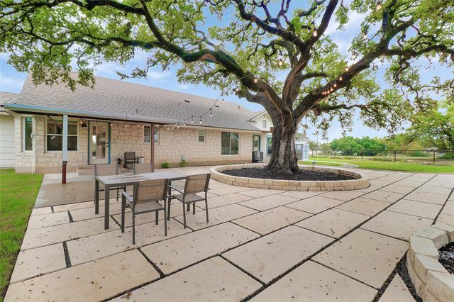1701 E New Hope DR, Cedar Park, TX 78641