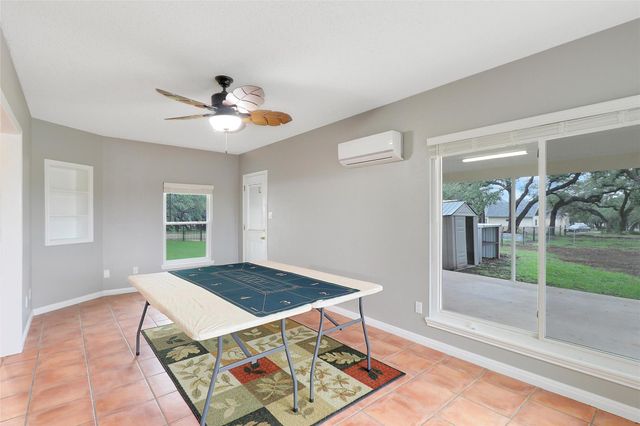 1701 E New Hope DR, Cedar Park, TX 78641