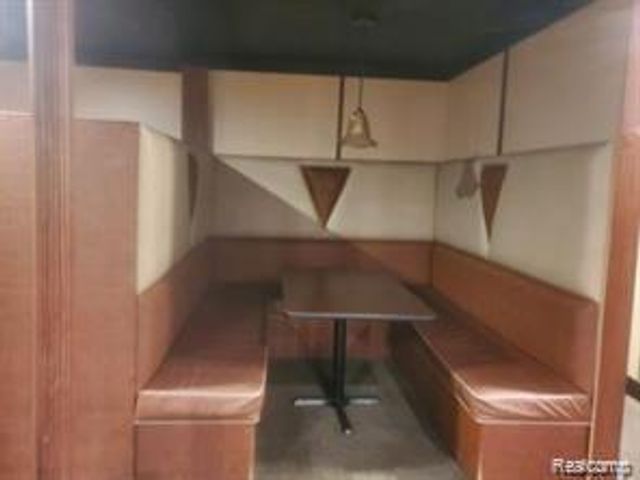 7455 Fenkell Street, Detroit, MI 48238