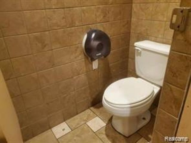 7455 Fenkell Street, Detroit, MI 48238