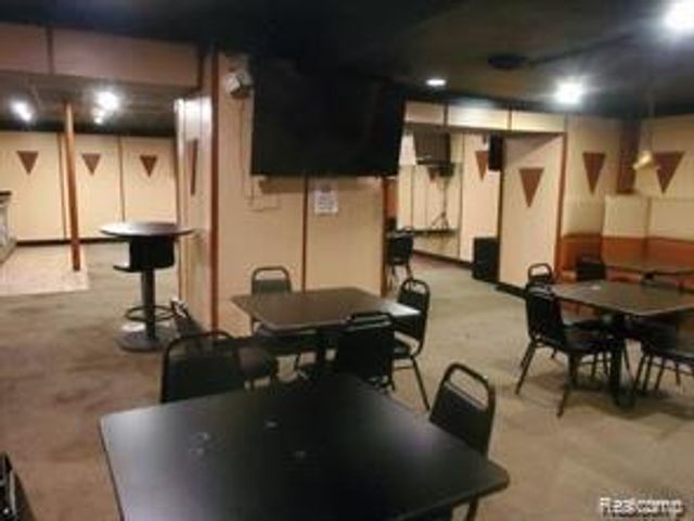 7455 Fenkell Street, Detroit, MI 48238