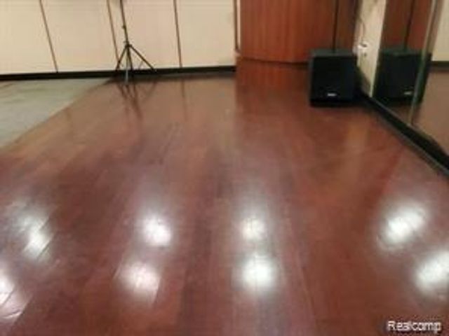 7455 Fenkell Street, Detroit, MI 48238