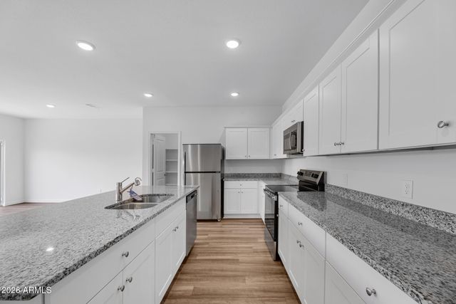 10055 W DEVONSHIRE Avenue, Phoenix, AZ 85037