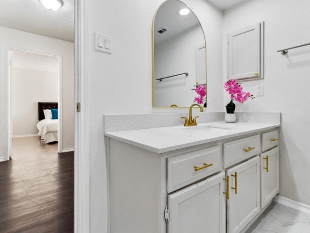 1210 Alameda Drive, Carrollton, TX 75007