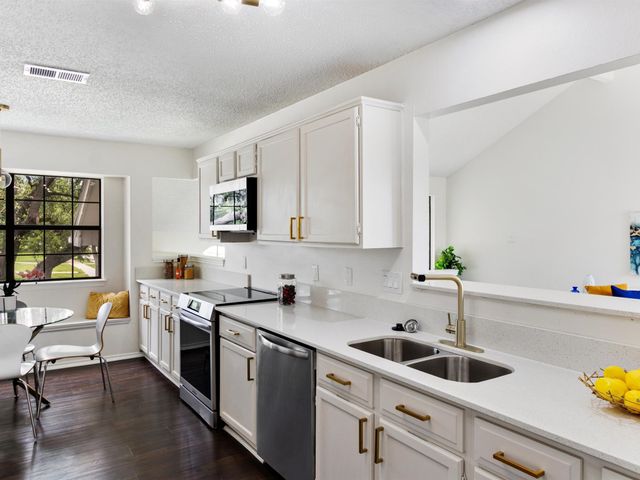 1210 Alameda Drive, Carrollton, TX 75007