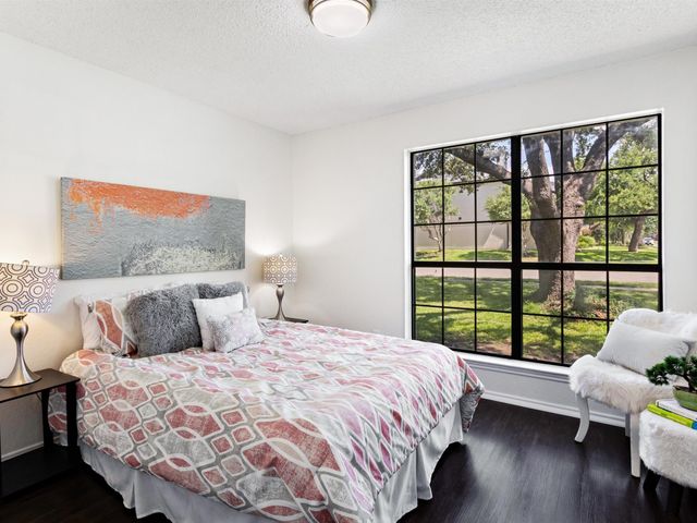 1210 Alameda Drive, Carrollton, TX 75007