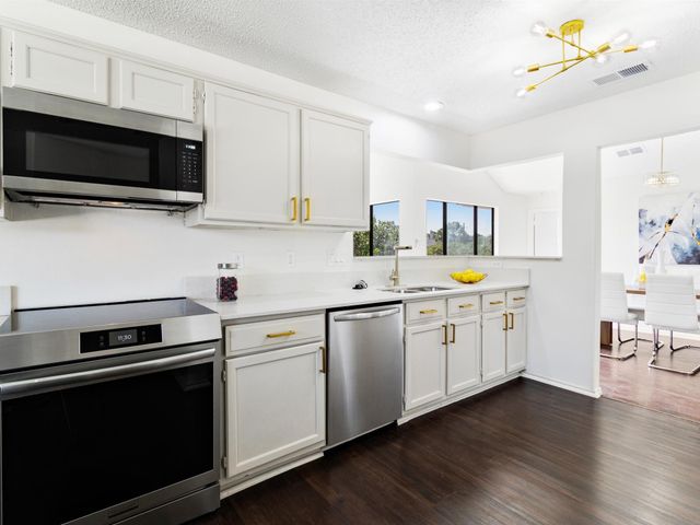 1210 Alameda Drive, Carrollton, TX 75007