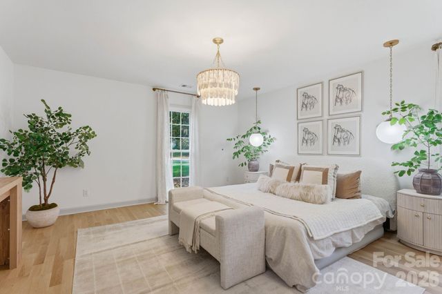 2823 Wickersham Road, Charlotte, NC 28211