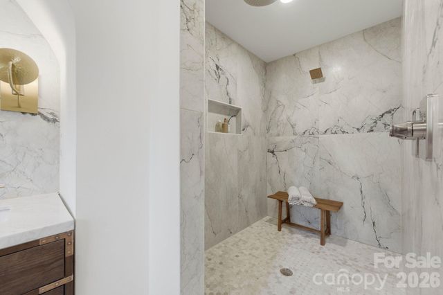 2823 Wickersham Road, Charlotte, NC 28211