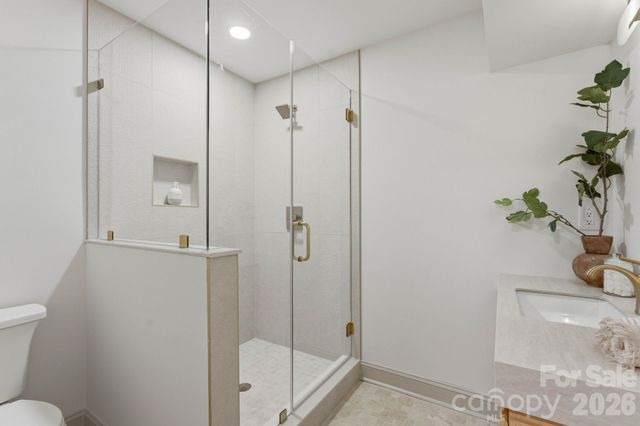 2823 Wickersham Road, Charlotte, NC 28211