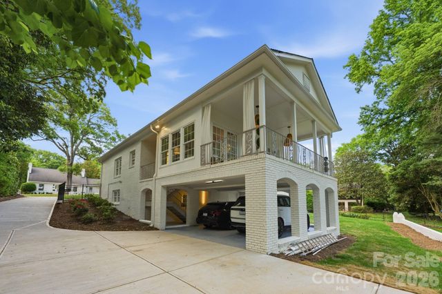 2823 Wickersham Road, Charlotte, NC 28211