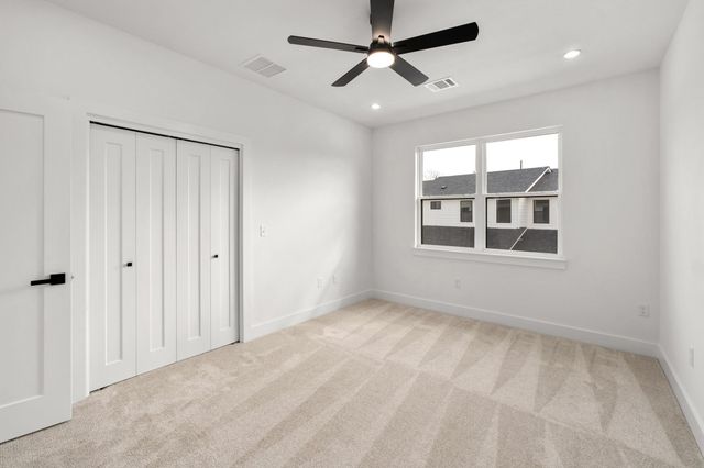 1500 Sylvan Glade 1B, Austin, TX 78745