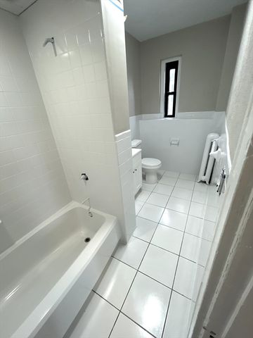 333 Broadway 23, Somerville, MA 02145