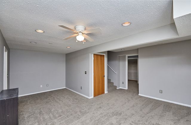 4425 Mills Civic Parkway 204, West Des Moines, IA 50265