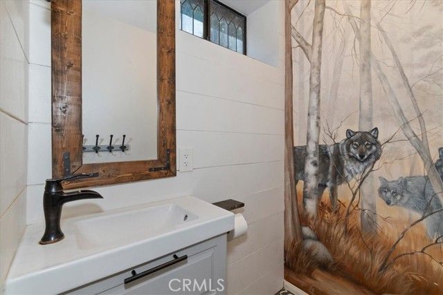 948 Arbula, Crestline, CA 92325