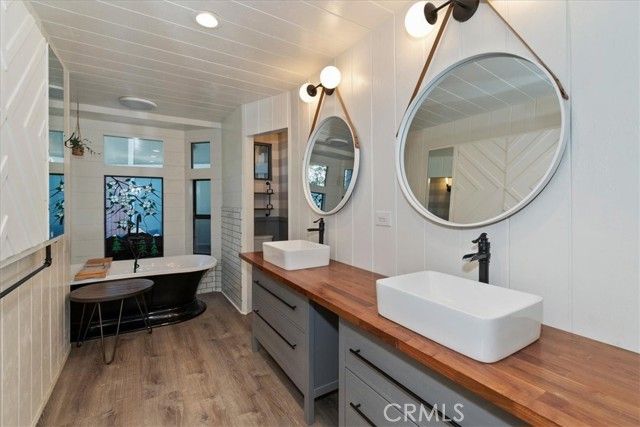 948 Arbula, Crestline, CA 92325