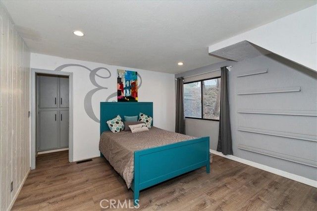 948 Arbula, Crestline, CA 92325