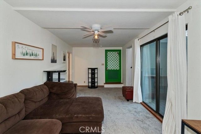 948 Arbula, Crestline, CA 92325