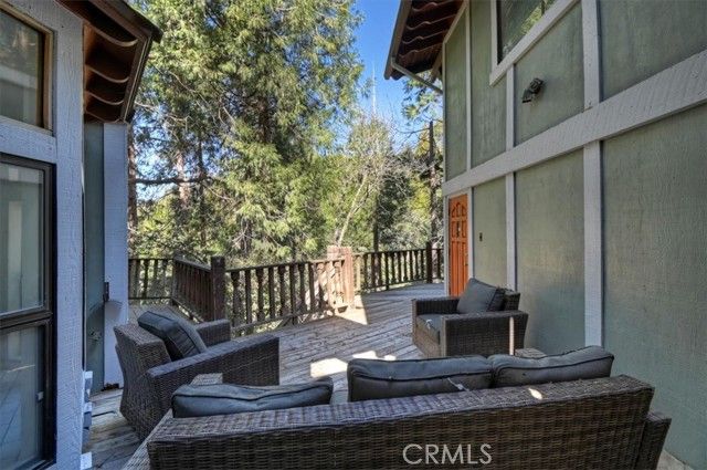 948 Arbula, Crestline, CA 92325