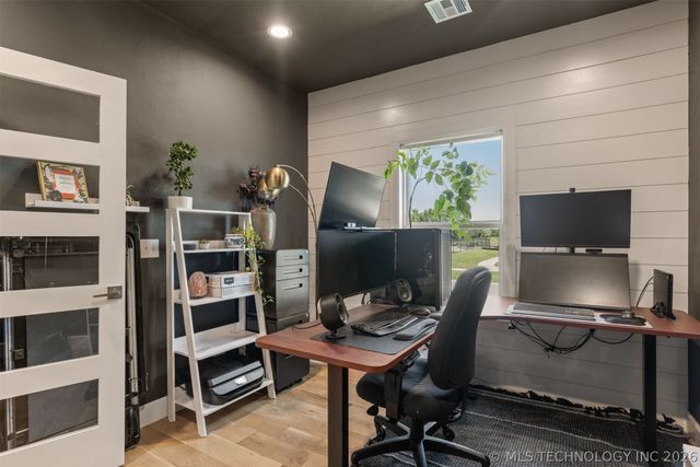 13606 S 21st Place E, Bixby, OK 74008