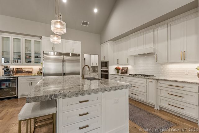 13606 S 21st Place E, Bixby, OK 74008