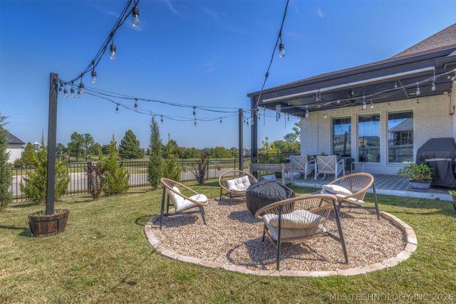 13606 S 21st Place E, Bixby, OK 74008