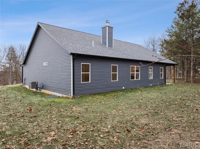 431 Shady Trail Drive, Troy, MO 63379