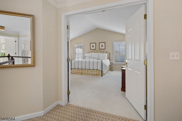 36 Vanderveer Dr, Bernards Twp., NJ 07920