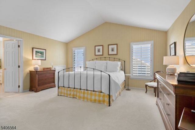 36 Vanderveer Dr, Bernards Twp., NJ 07920