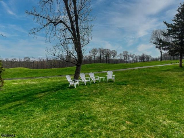 36 Vanderveer Dr, Bernards Twp., NJ 07920