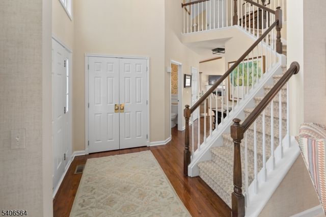 36 Vanderveer Dr, Bernards Twp., NJ 07920