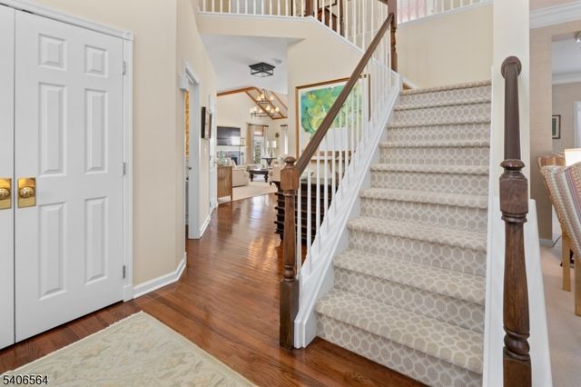 36 Vanderveer Dr, Bernards Twp., NJ 07920