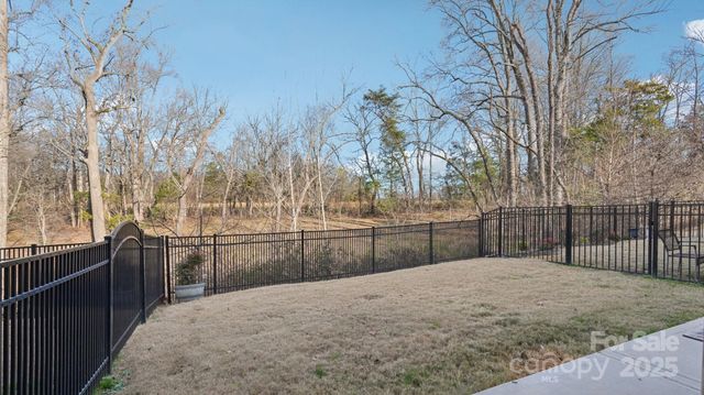 146 Unit C Beacon Drive C, Mooresville, NC 28117