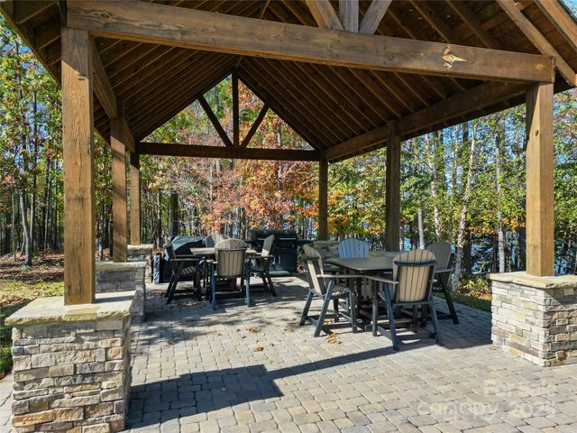 146 Unit C Beacon Drive C, Mooresville, NC 28117