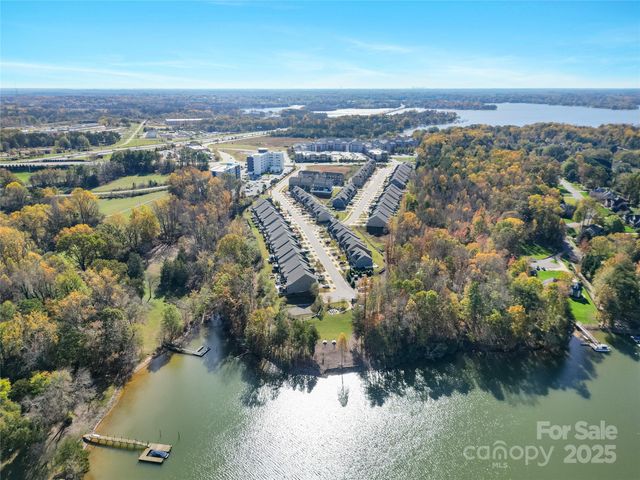 146 Unit C Beacon Drive C, Mooresville, NC 28117