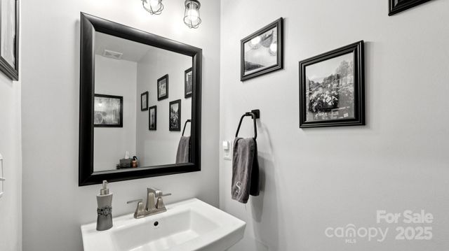 146 Unit C Beacon Drive C, Mooresville, NC 28117