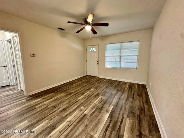 93 LEWIS Street, Atlantic Beach, FL 32233