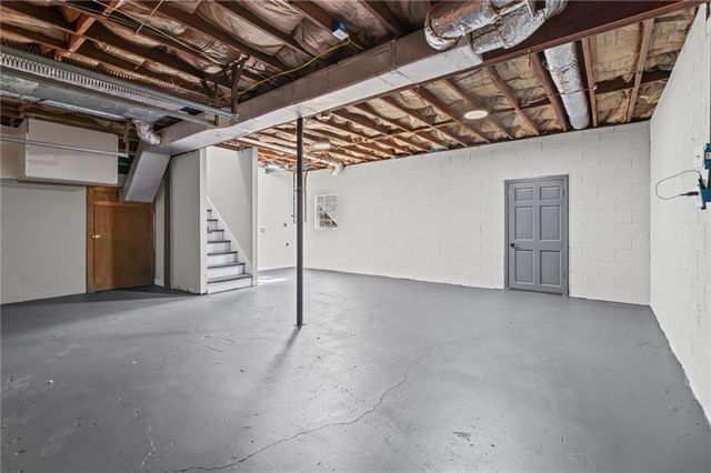 92 Twelve Springs Drive, Newnan, GA 30263