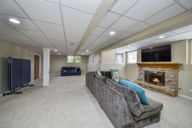7N570 Stevens Glen Road, St. Charles, IL 60175